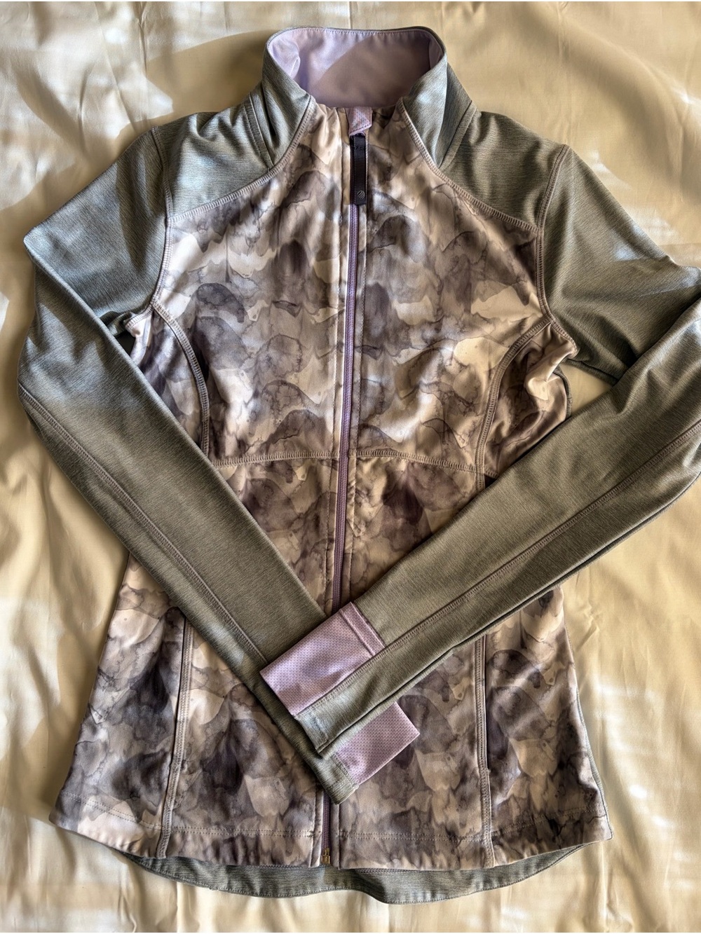 MPG Women's Gray & Lavender Patterned Zip Utility Jacket